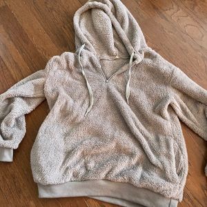 oversized hoddie gray and fluffy!